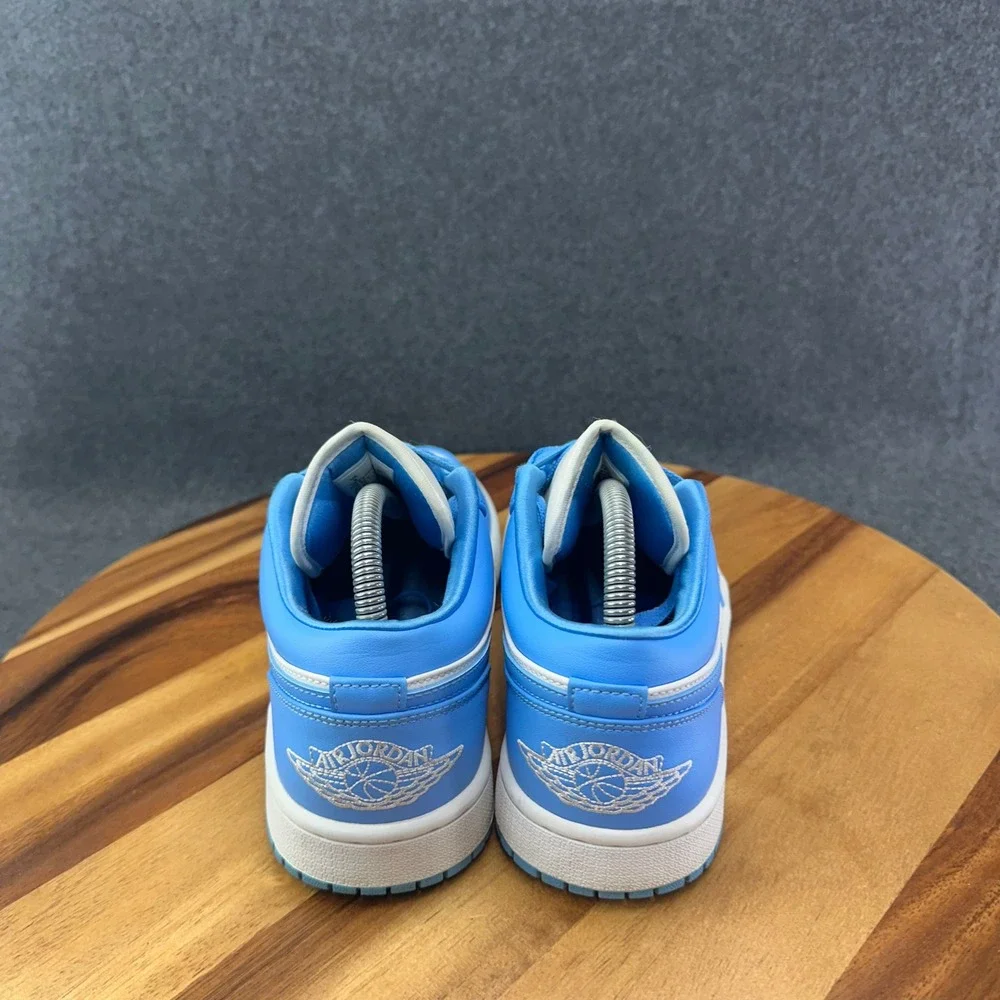 Nike Air Jordan 1 Low UNC University Blue Sneakers AO9944-441 Women's Size 9